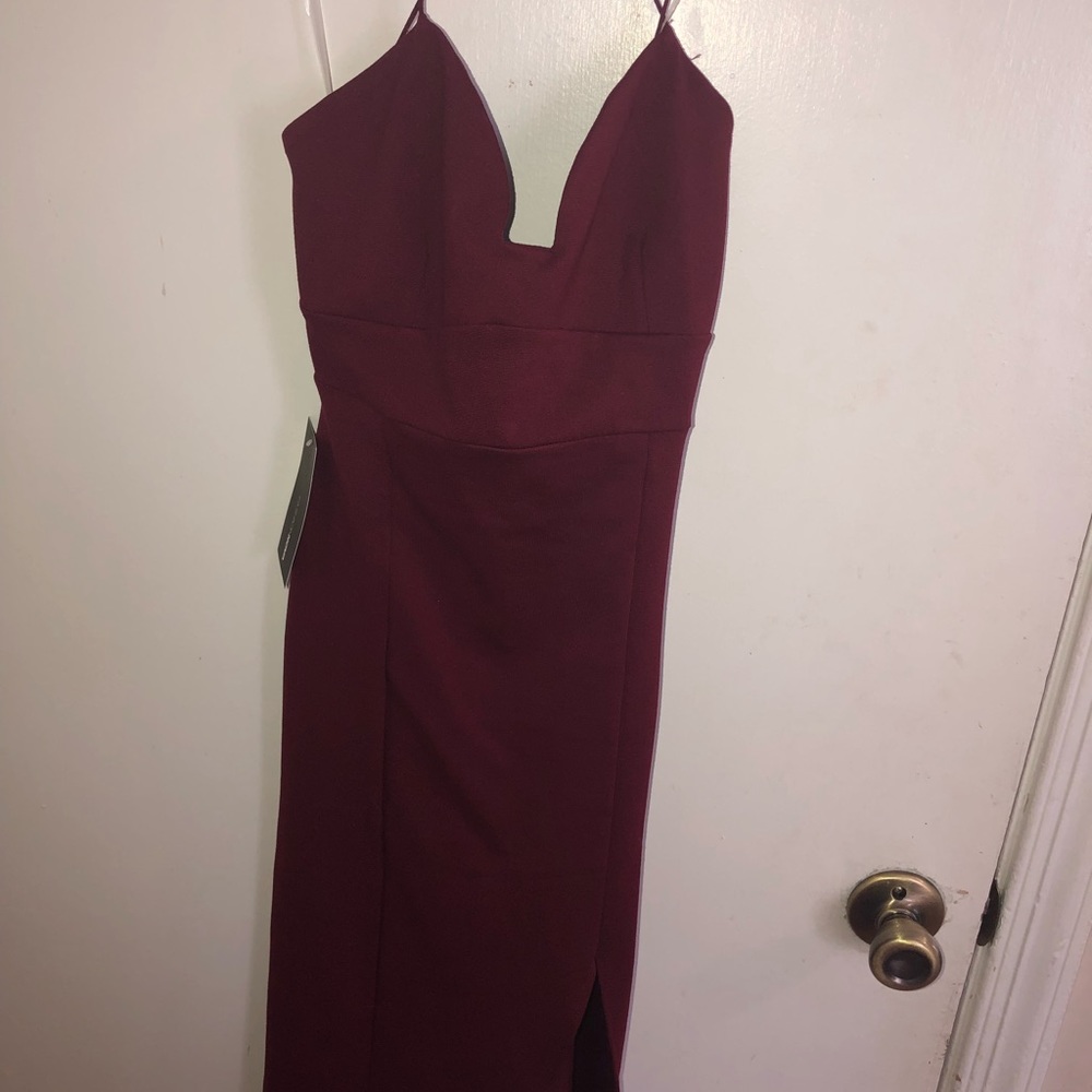 Jonelle Midi Dress in Burgundy